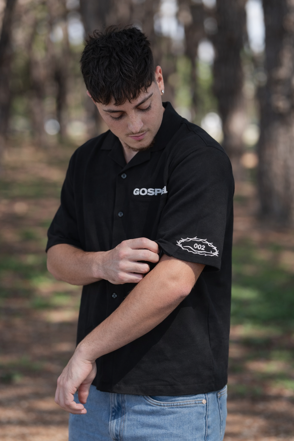 BLACK GRAVE TO GLORY BUTTON UP